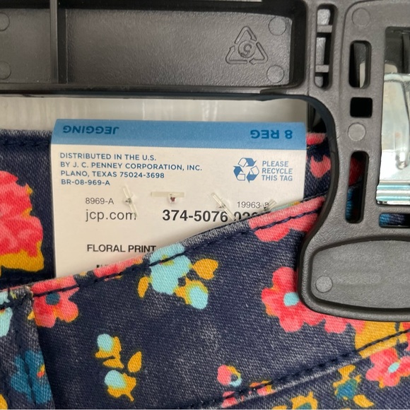 Arizona Jean Co Floral Fall Print Size 8 Jegging NWT - Picture 5 of 7